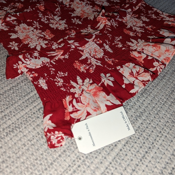 Abercrombie & Fitch red floral ruffle skirt - Picture 5 of 5